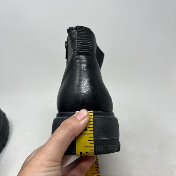 $459 John Fluevog Poalima Leather Ankle Boots with Zipper Size Women’s 11 - Picture 11 of 11